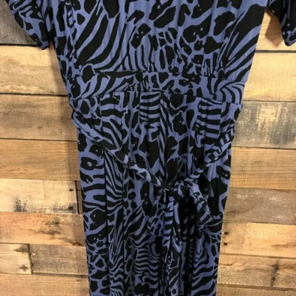 Lisa‎ Rinna Blue And Black Animal Print Belted Jumpsuit Size 10